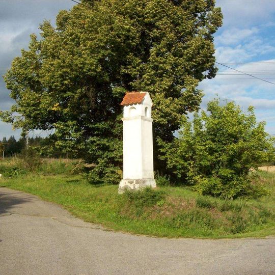 Boží muka východně od Lnářů