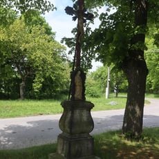 Kříž na rozcestí v Polici