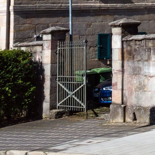 Gartentor Nürnberger Straße 5