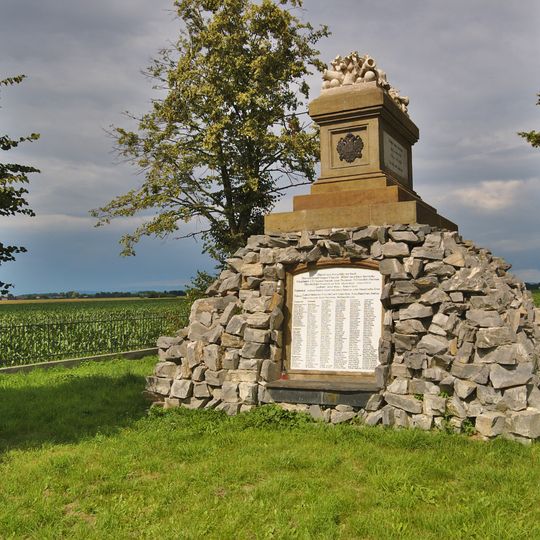 Památník bitvy u Tovačova u silnice Tovačov - Dub nad Moravou