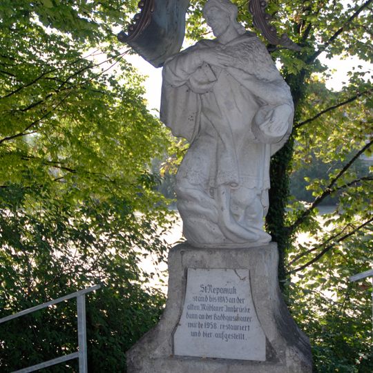 Figurenbildstock hl. Johannes Nepomuk im Traklpark