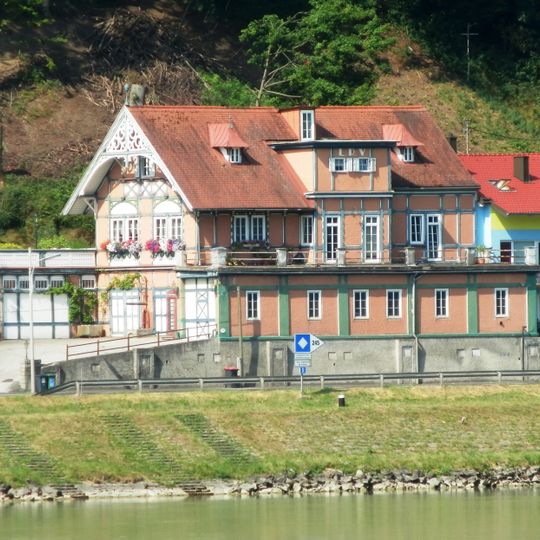 Vereins- und Boothaus der Polizeisportvereinigung Linz/Linzer Ruderverein