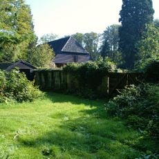 Den Eikenhorst: tuinmuur en koude bakken