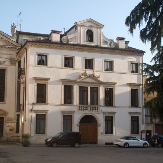 Palazzo Roma
