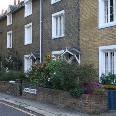 1-10, Maria Terrace E1