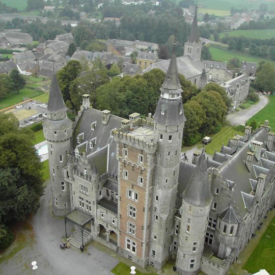 Leignon Castle