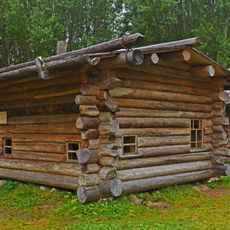 Дом Синяева (Малые Корелы)