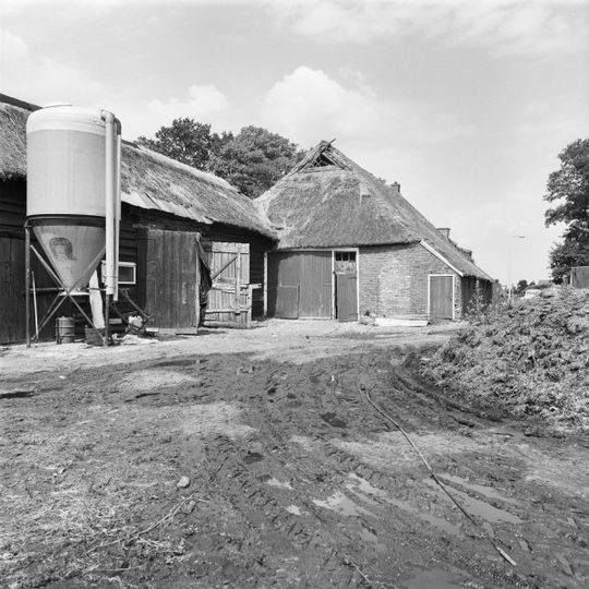 Groot Oever 6, Balkbrug