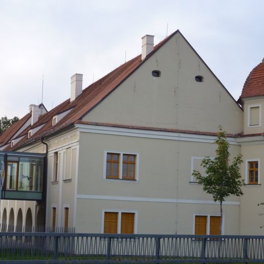 Lávka do posluchárenského komplexu II Fakulty informačních technologicí VUT v Brně