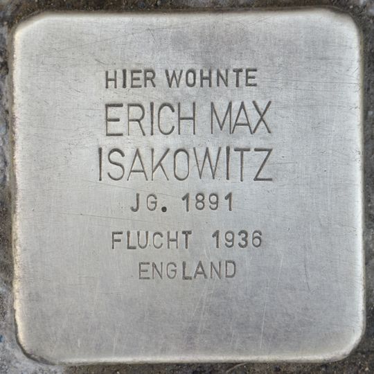 Stolperstein en memoria de Erich Max Isakowitz