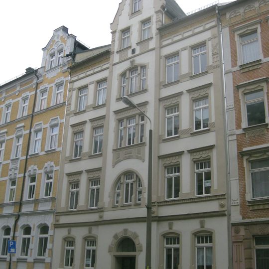 Mietshaus in geschlossener Bebauung Fürstenstraße 62