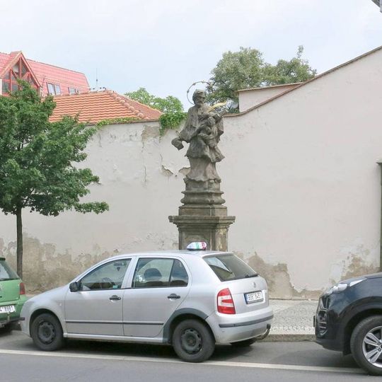 Socha svatého Jana Nepomuckého před Kapucínským klášterem v Žatci