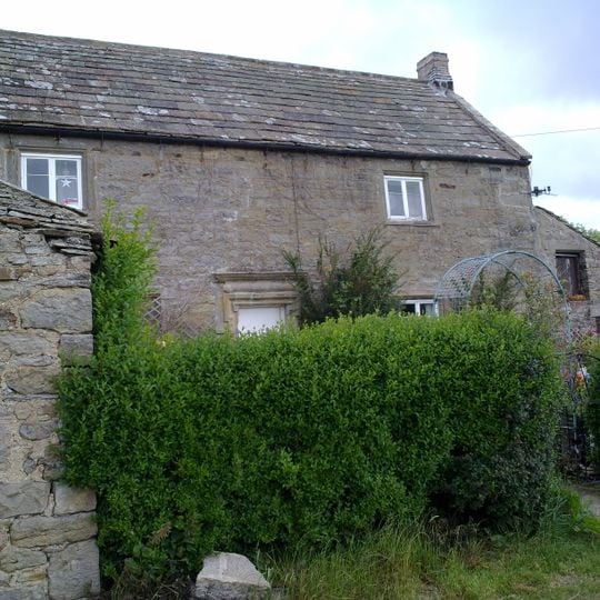 Crooked Oak Farmhouse