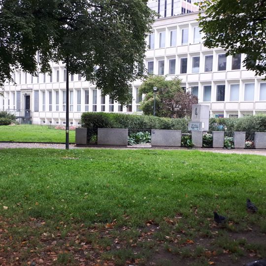 Skwer Batalionu AK Zaremba-Piorun in Warsaw