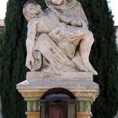 Pietà im Dorf