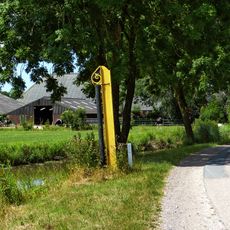 Jaagpaal aan het Warffumermeer