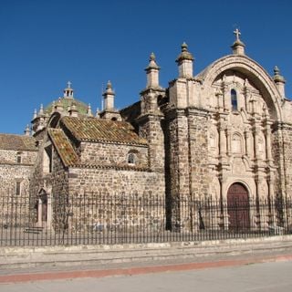 Templo de Santiago Apostol de Lampa