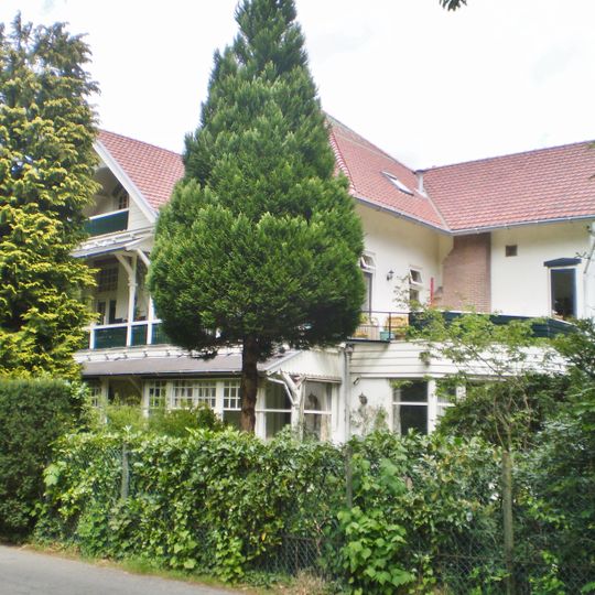 Jacob van Lenneplaan 51