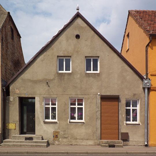 8 Market Square in Margonin