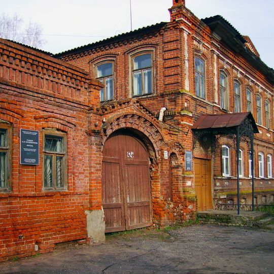 Улица Свердлова 33