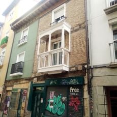 Casa Cuchillería 46