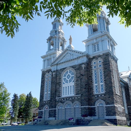 Église de Sainte-Hénédine