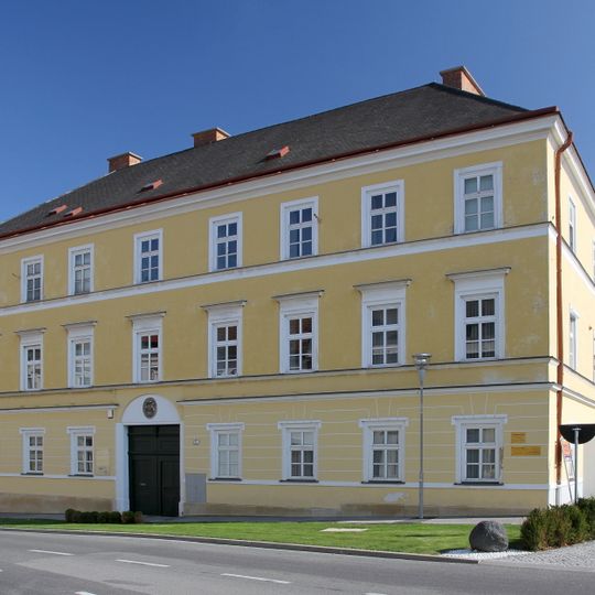 Esterhazysches Verwaltungs- und Bürogebäude