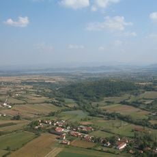 Gruža Lake