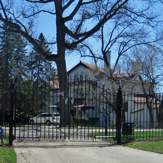 Frank Hibbard Estate House-Deerpath Hill Estates