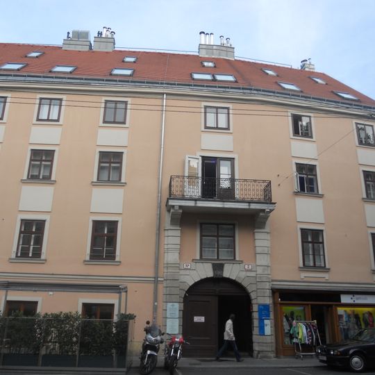 Miethaus, Teil des Margaretner Schlosses