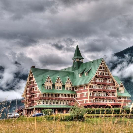 Waterton Park