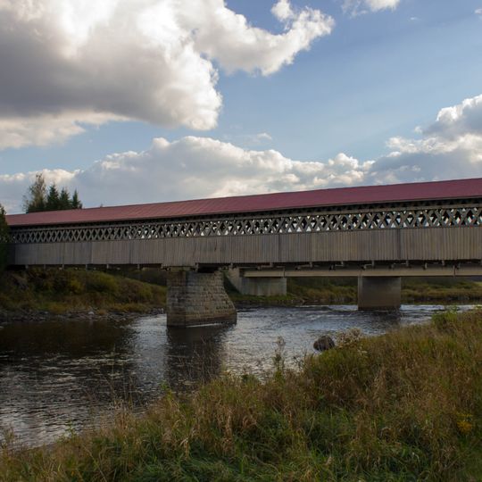 Pont McVetty-McKenzie