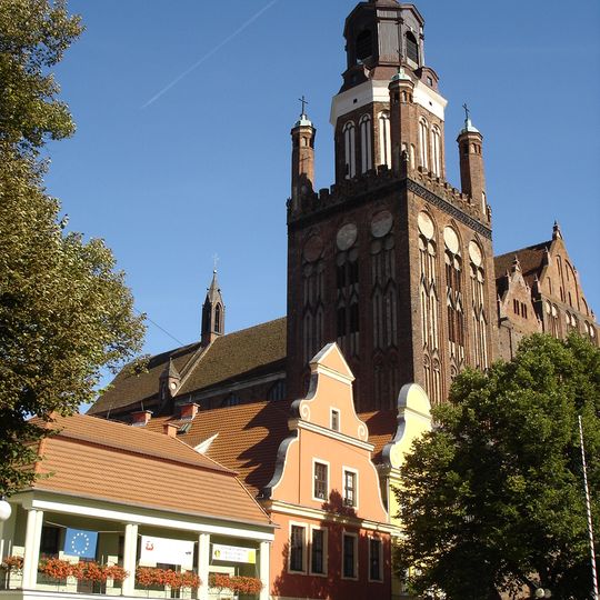 Dom , ob. muzeum