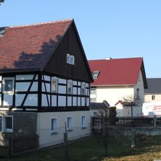 Wohnstallhaus eines Dreiseithofes Nebelschützer Straße 36