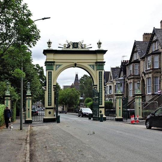 Gateway To Pearson Park