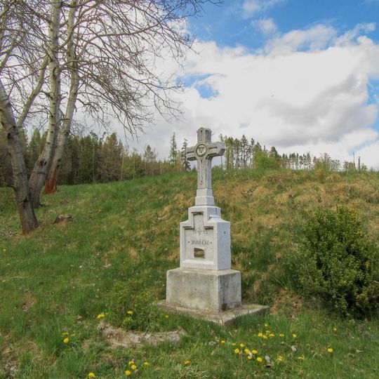 Kříž u Hvozdu při cestě do Milkova