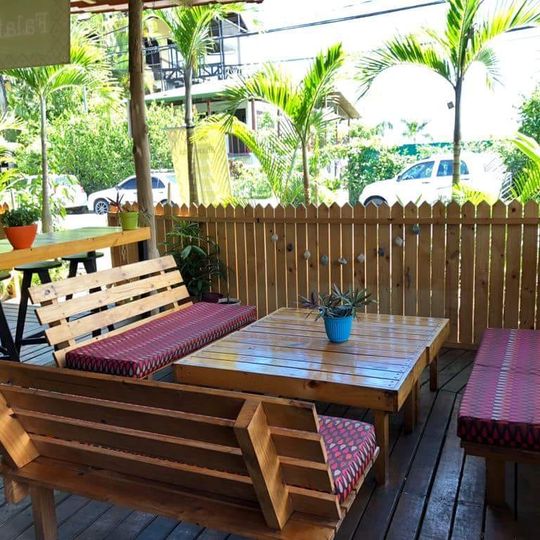 Manuel Antonio Falafel Bar