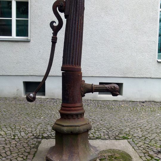 Handschwengelpumpe Bürgerstraße