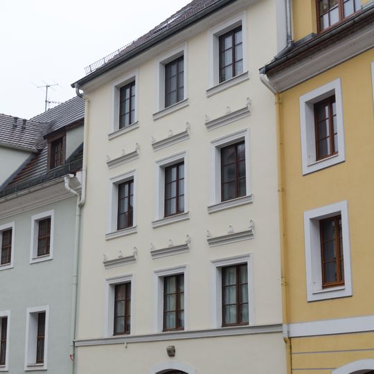 Wohnhaus in geschlossener Bebauung Handwerk 14