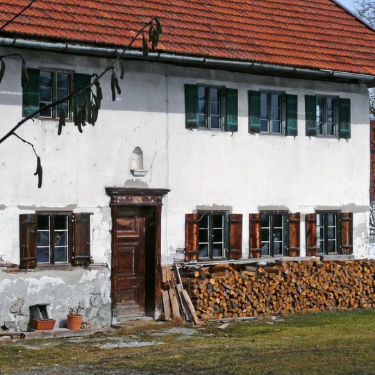 Eingezogenes Tennentor