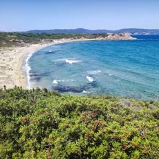 Mandraki Elias Beach