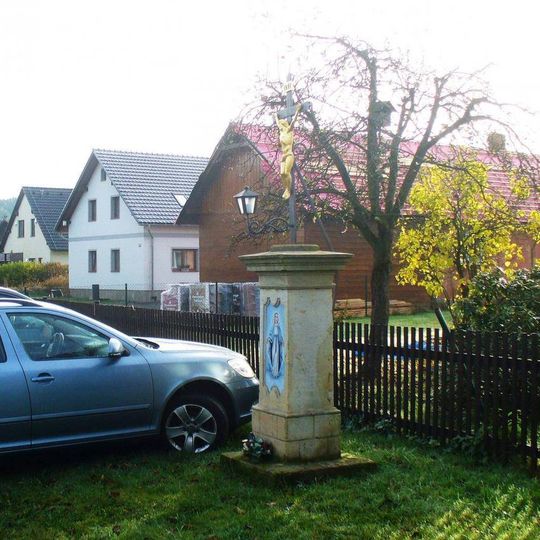 Kříž u domu 146 v Rybništi