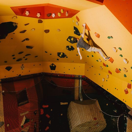 BLOCKHELDEN climbing gym Frankenjura