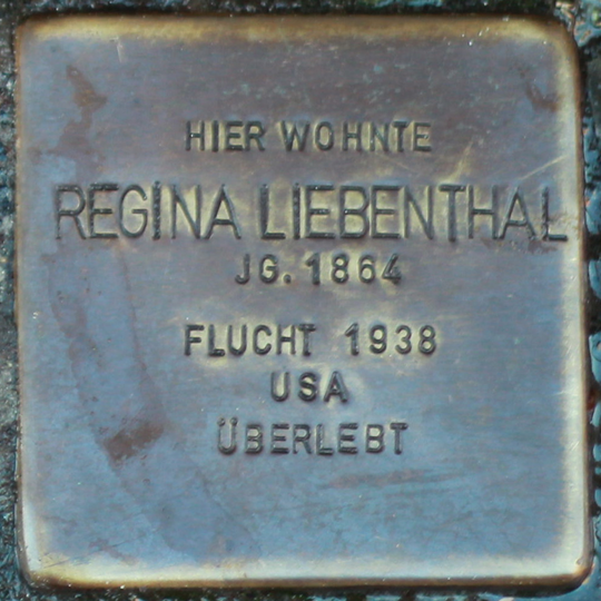 Stolperstein em memória de Regina Liebenthal