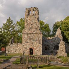 S:t Olofs kyrkoruin