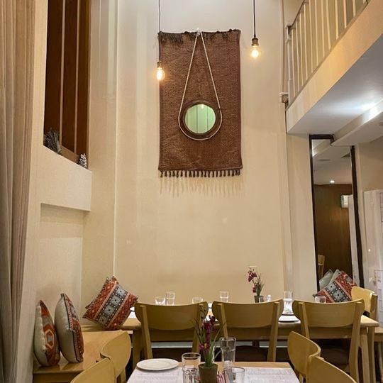 Veera 5 Thai and Chinese Restaurant DHA