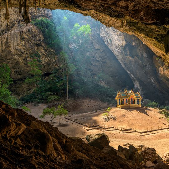 Grotta di Phraya Nakhon