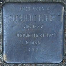 Stolperstein dedicated to Elfriede Löpert