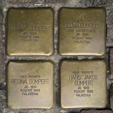 Stolperstein en memoria de Regina Gumpert