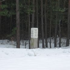 Steinerner Wegweiser An der Poststraße/Ruhlander Straße in Schipkau